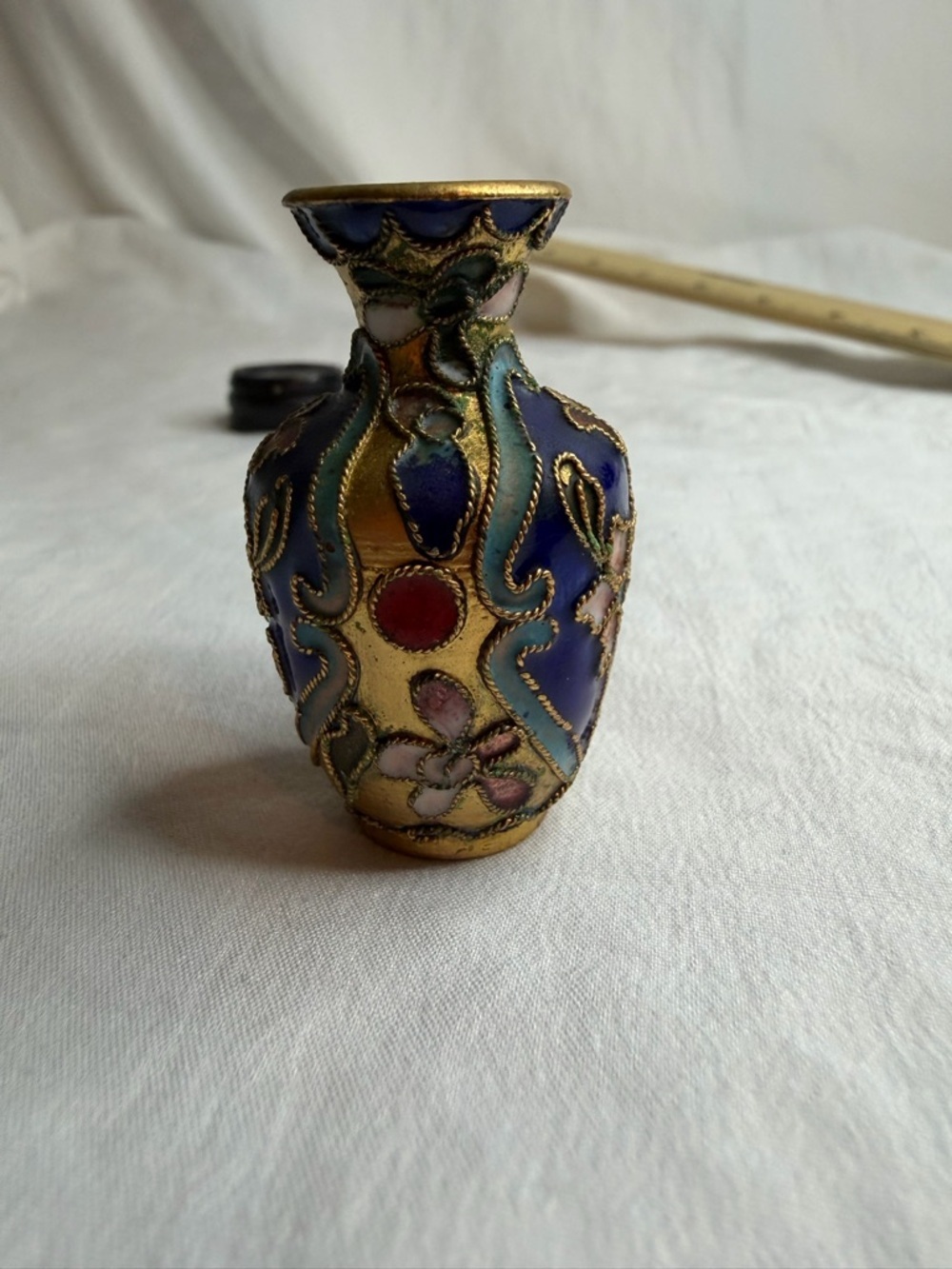 Vintage Mini Cobalt Blue Cloisonné Vase with Wood Stand - 2" Floral Enamel - Picture 2 of 10